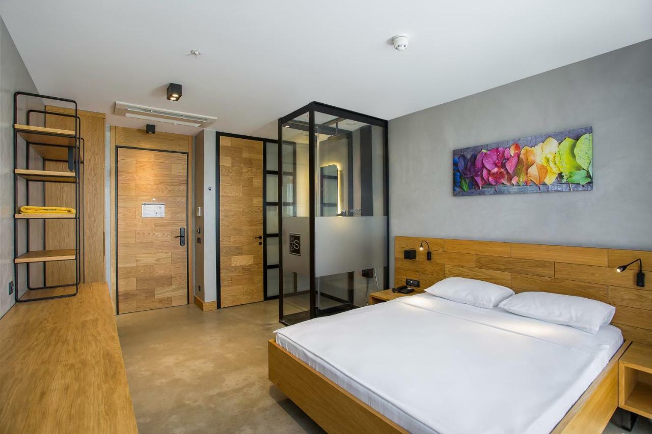 เดอะ เอส แอน แอสเซนด์ โฮเต็ล คอลเลคชั่น เมมเบอร์ Hotel อาเลอเจอติ ภายนอก รูปภาพ